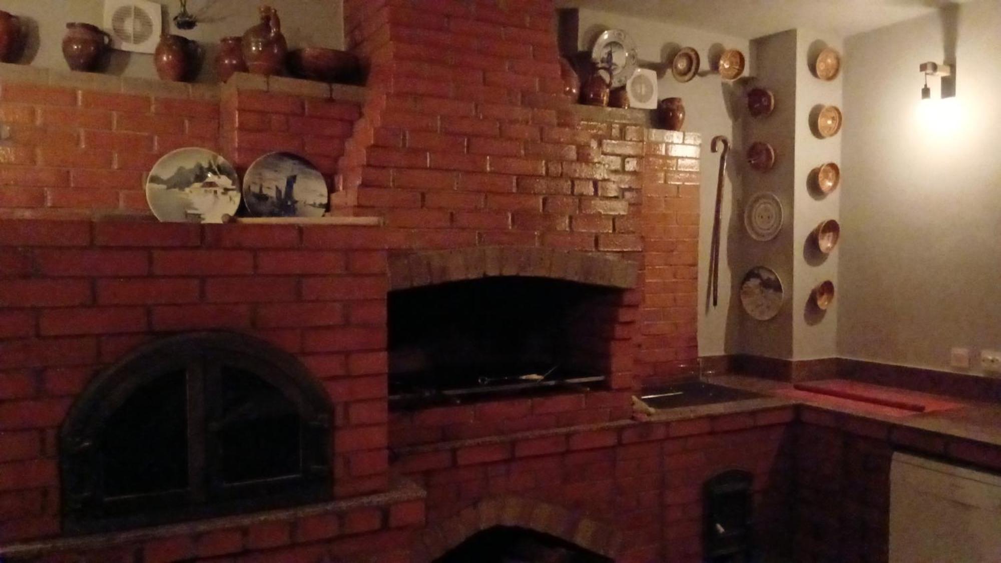 Pensiunea Carmen Bucium  Buitenkant foto