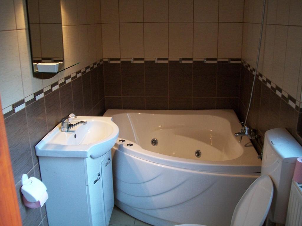 Pensiunea Carmen Bucium  Kamer foto